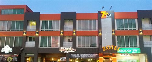Zotel Business & Leisure Hotel Kuching Eksteriør bilde