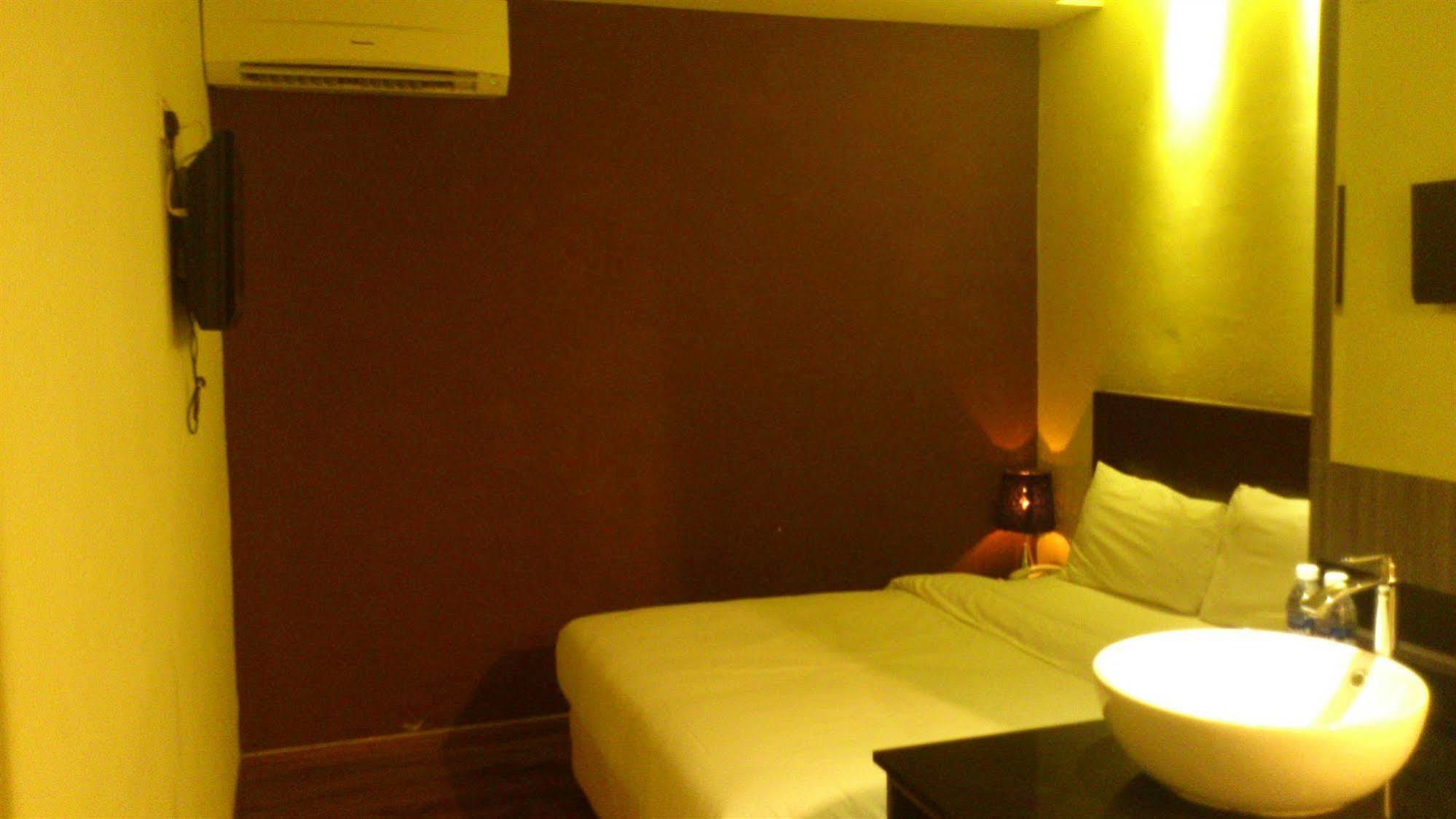 Zotel Business & Leisure Hotel Kuching Eksteriør bilde